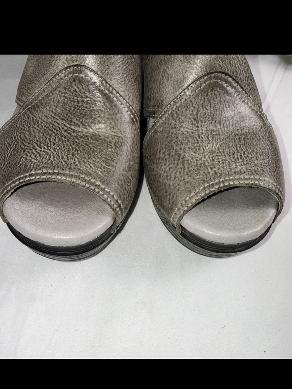 Dansko Vanda Ankle Bootie EU40 US10 Taupe L Slingback Heeled Sandals Wedge Shoe
